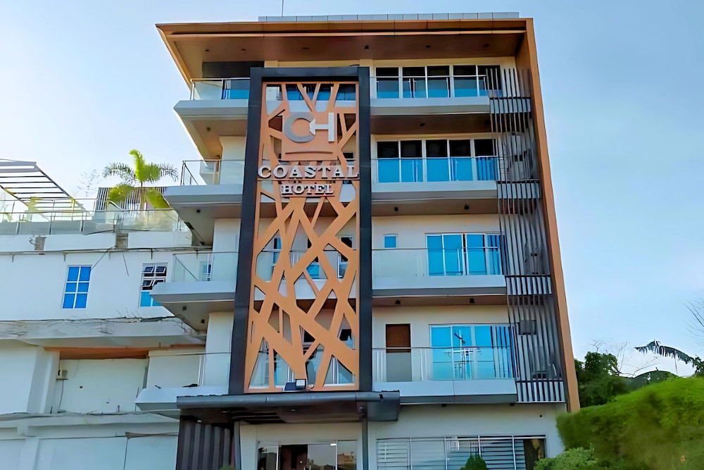 Coastal Hotel Iloilo — hotel in Leganes