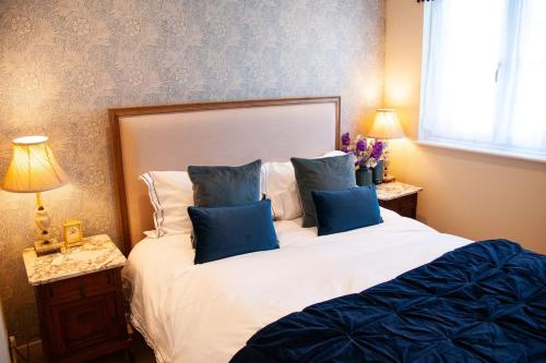 2 bedroom house in Chichester near Goodwood and Wittering beaches — 4-Star Luxury Hotel in Chichester, United Kingdom