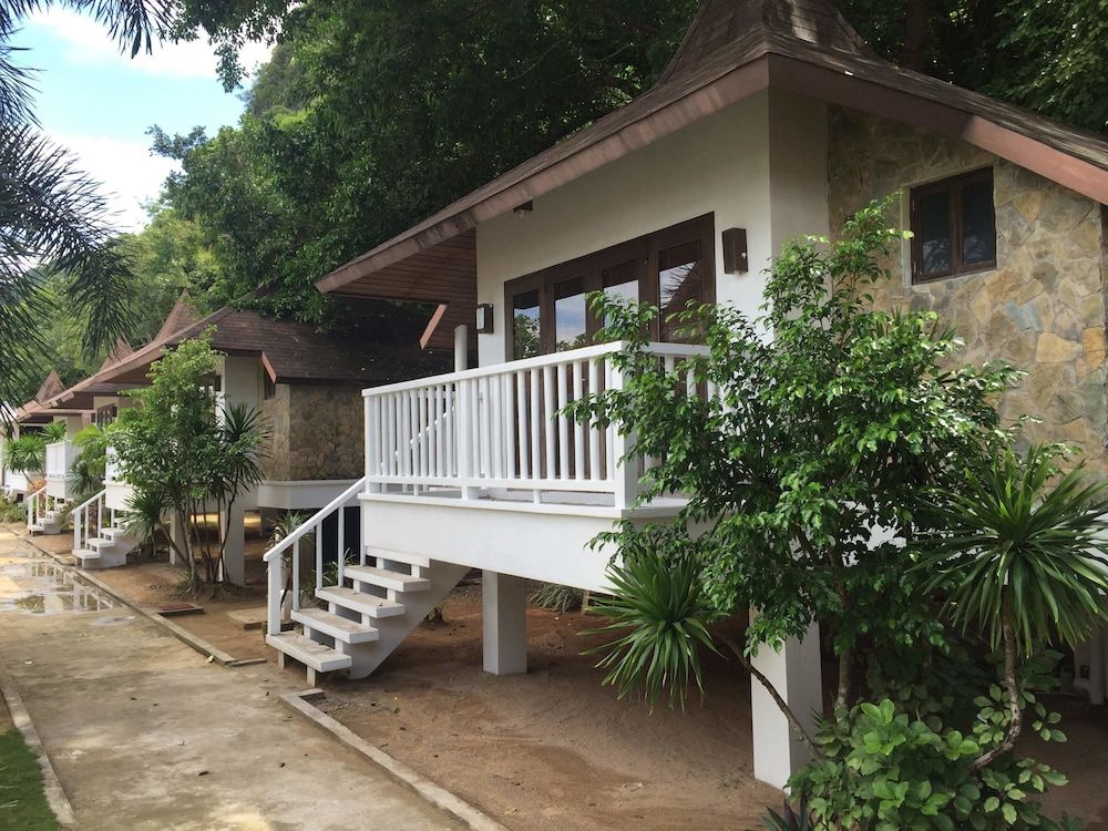 Hunongan Cove in Caramoan, Philippines
