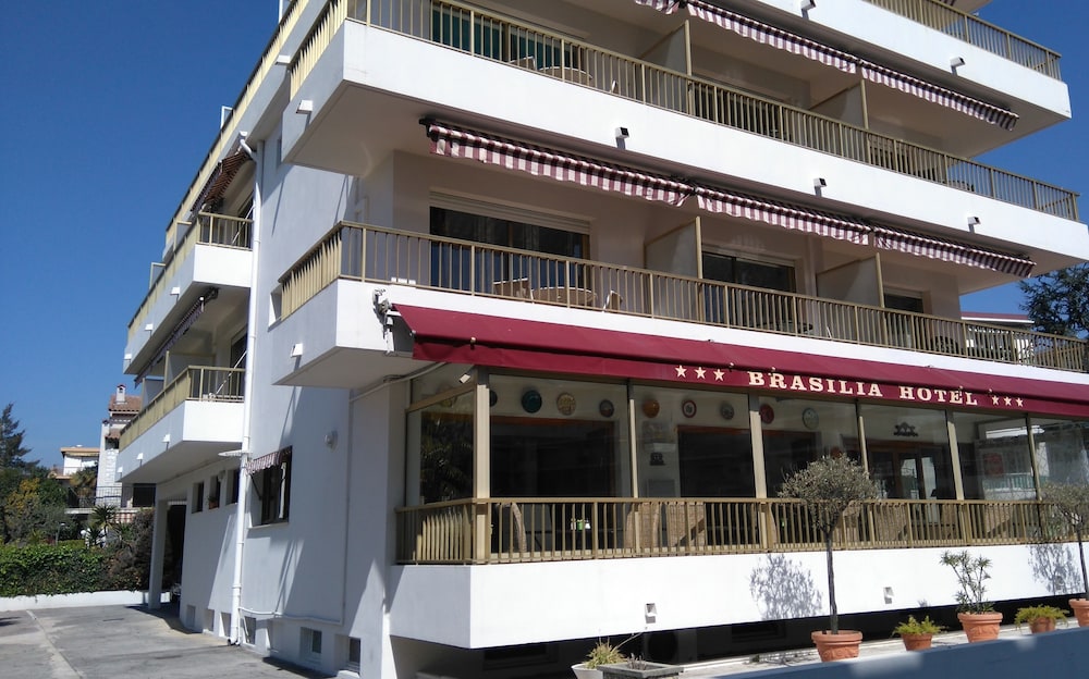 Hotel Restaurant Brasilia — Cagnes Sur Mer
