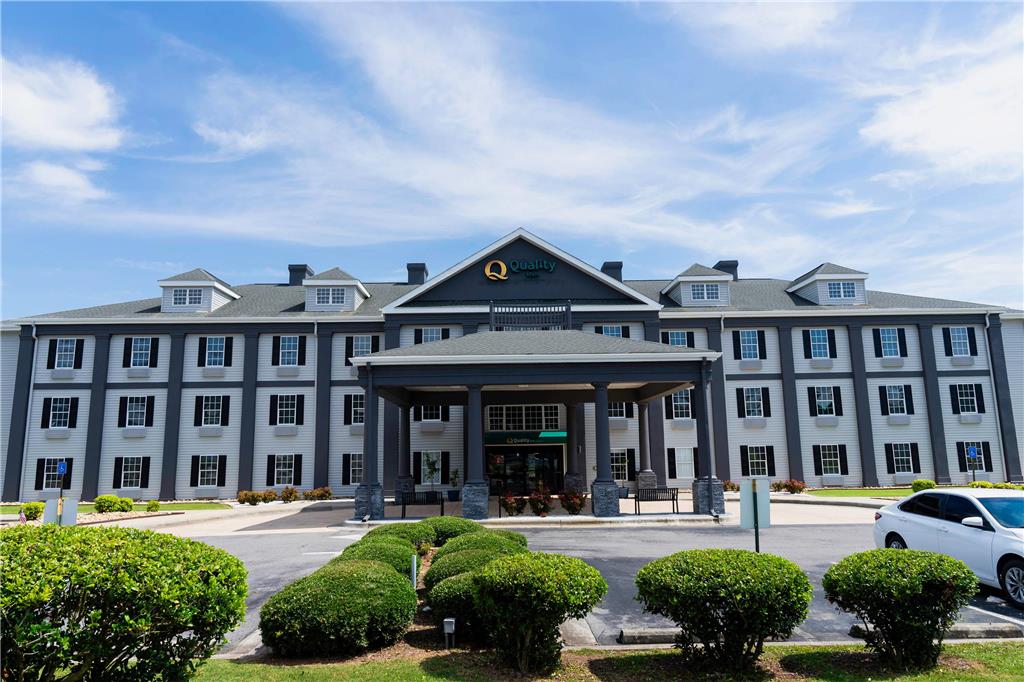 Quality Inn Rome South in Rome, United States