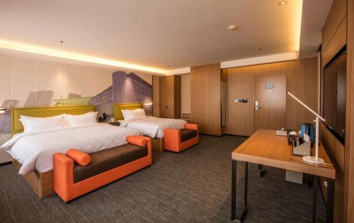 Mehood Hotel Dalian Hi tech Wanda Plaza Xinghai — 4-Star Luxury Hotel in Dalian, People's Republic of China