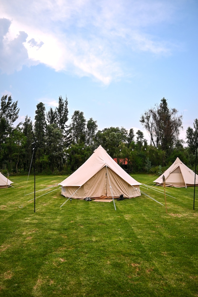 Yo Épico Glampling - carbon neutral hotel in Mexico City