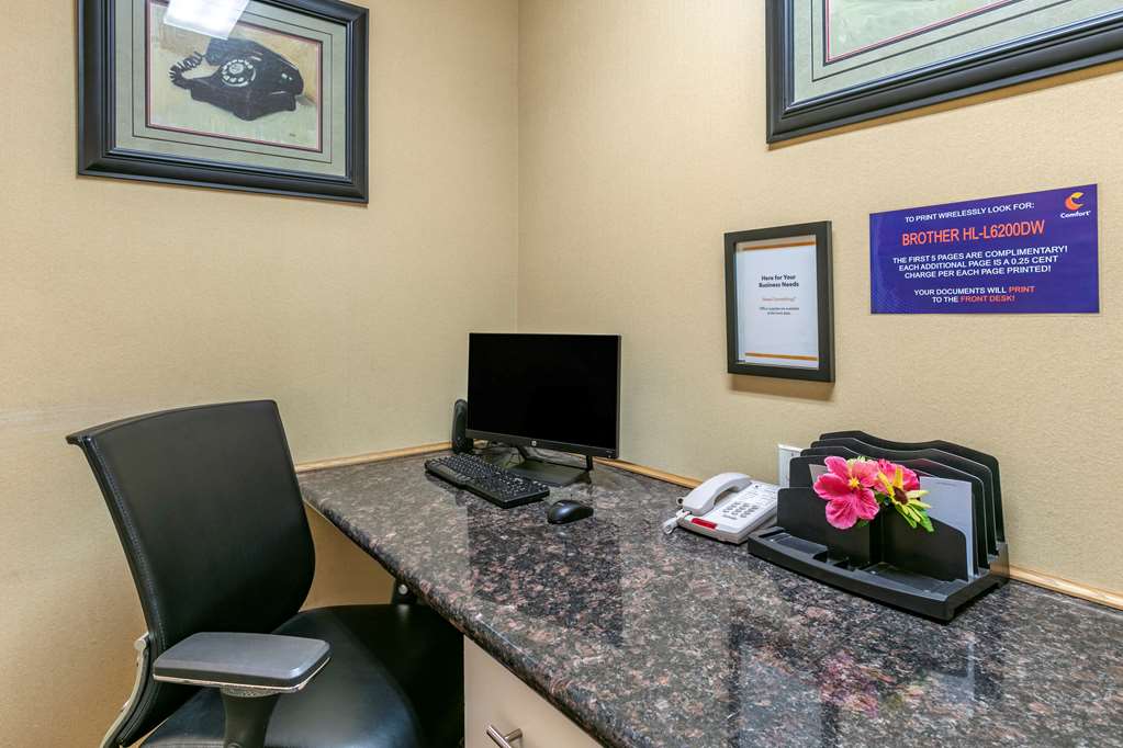 Comfort Inn Fort Collins North - photo 31