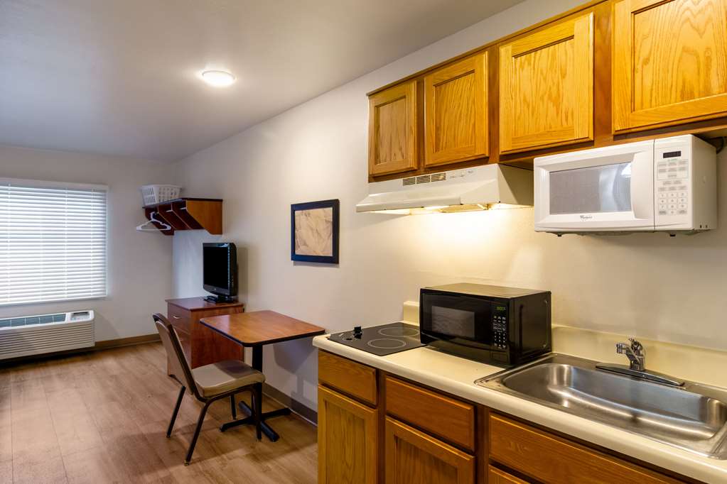 WoodSpring Suites Jacksonville East 295 Cruise Port - photo 16