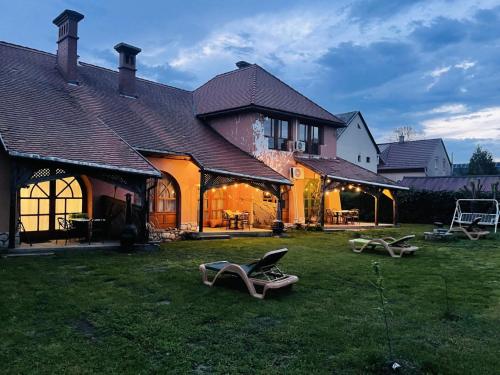Greenpark Garden Villa Family Apartments Near Tokaj — 4-Star Luxury Hotel in Szerencs, Hungary
