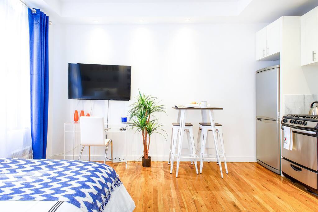 62 3B Studio Prime UES Walk to Central Park - photo 15