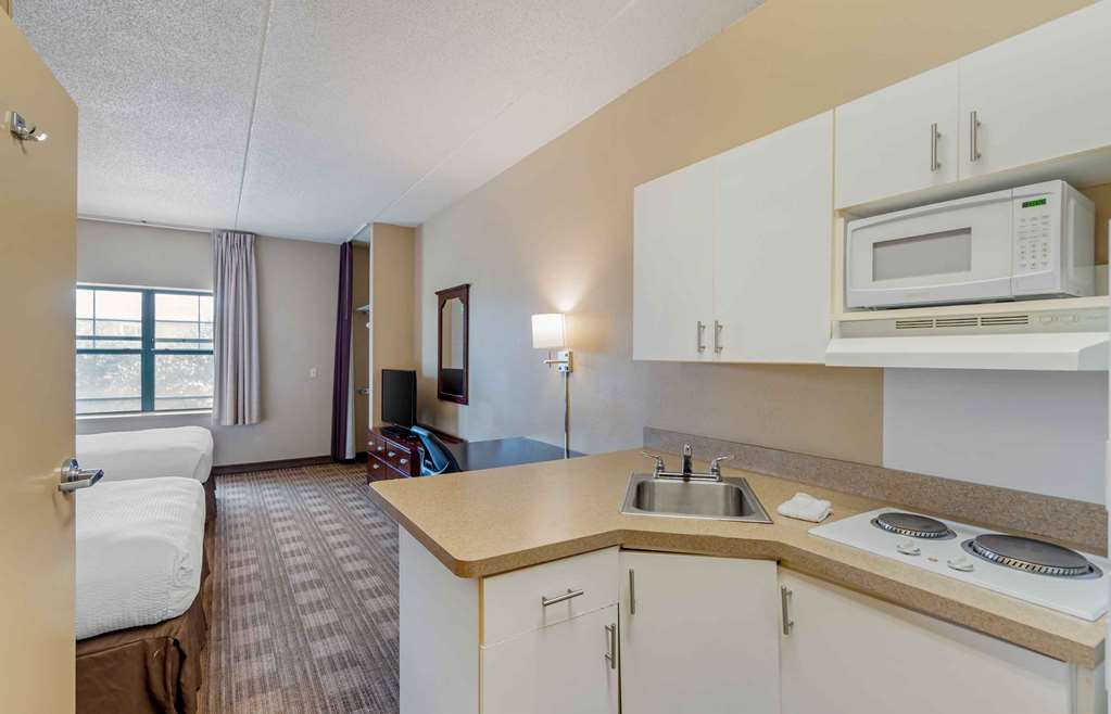 Extended Stay America Select Suites Chicago O'Hare - photo 24
