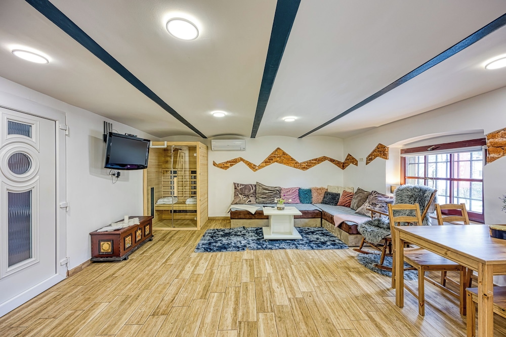 Apartment Doroteja 19678966 — Ivancna Gorica