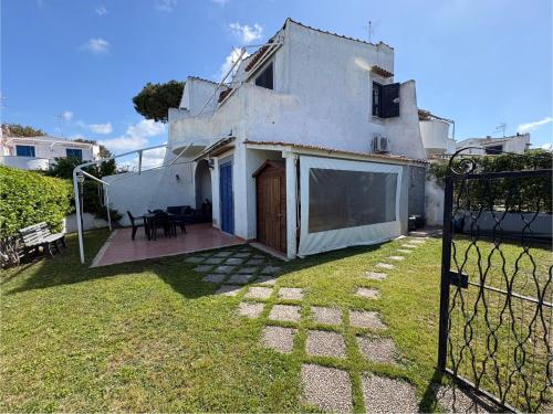 Villa Esperanza — 4-Star Luxury Hotel in Marina Di Cerveteri, Italy