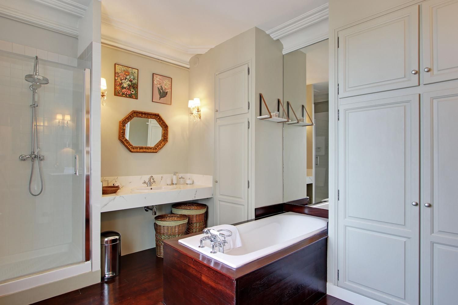 Caulaincourt Charm in Paris, France