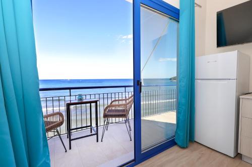 Niko’s Beach Suites No1 in Agia Marina, Greece