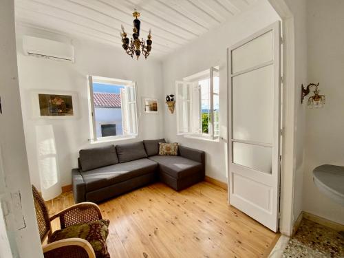 Antiklea Villa — Vathy — photo 4