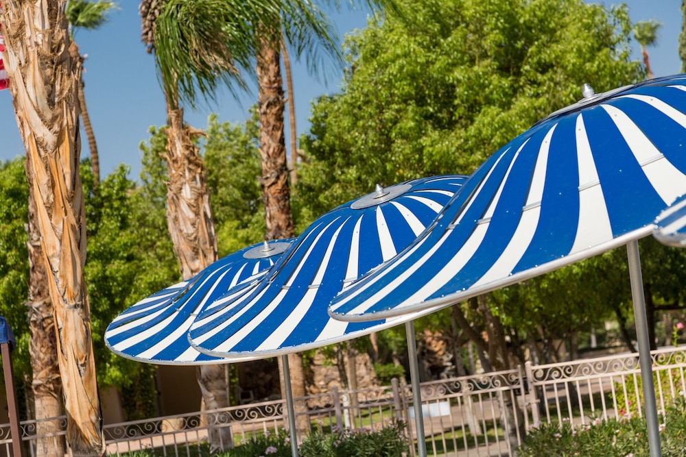 Days Inn by Wyndham Palm Springs - photo 26