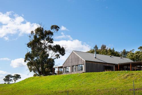 Loddon Paddock - carbon neutral hotel in Unknown City