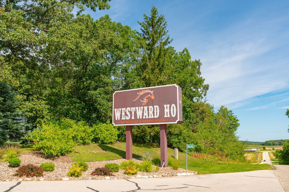 Westward Ho Rv Resort Campground — Saint Cloud