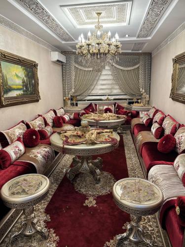 Abraj Dubai 3 bedroom luxury apartment — 4-Star Luxury Hotel in Larache, Morocco