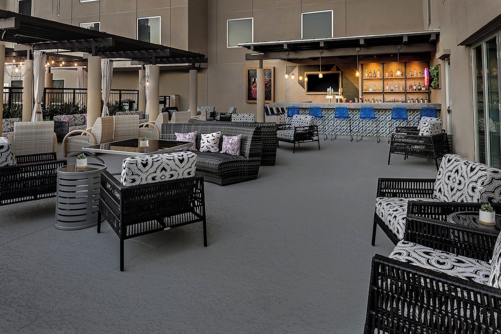 Hotel Indigo Austin Downtown University by IHG - photo 47