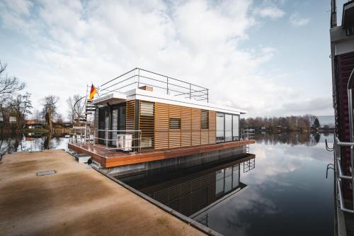 Floatinghouses Weserbergland — Hoexter