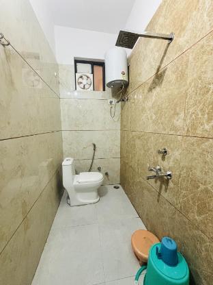 Hotel Mother Land Near Ganga Ghat — Haridwar
