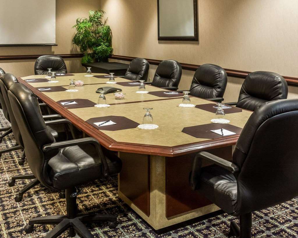 Quality Suites Lake Wright Norfolk Airport - photo 31