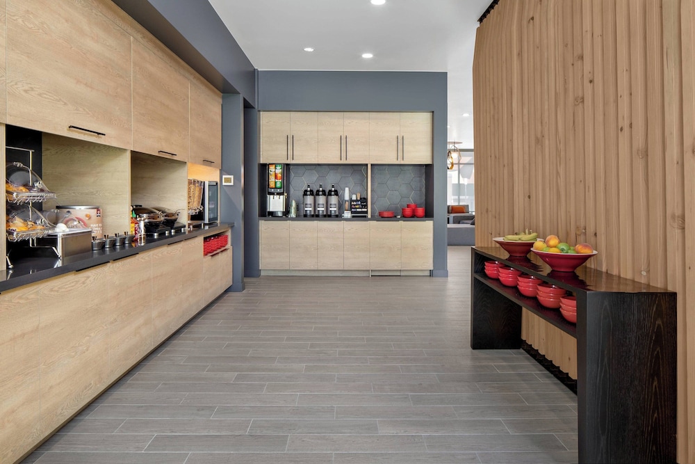 TownePlace Suites by Marriott Loveland Fort Collins - photo 31