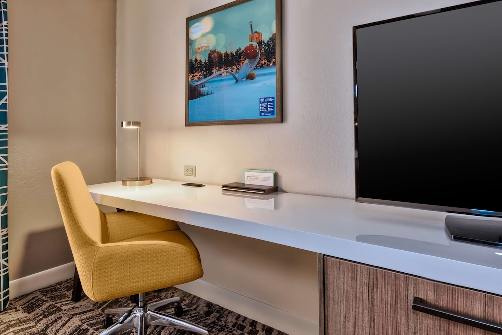 Hilton Garden Inn Minneapolis Maple Grove - photo 15