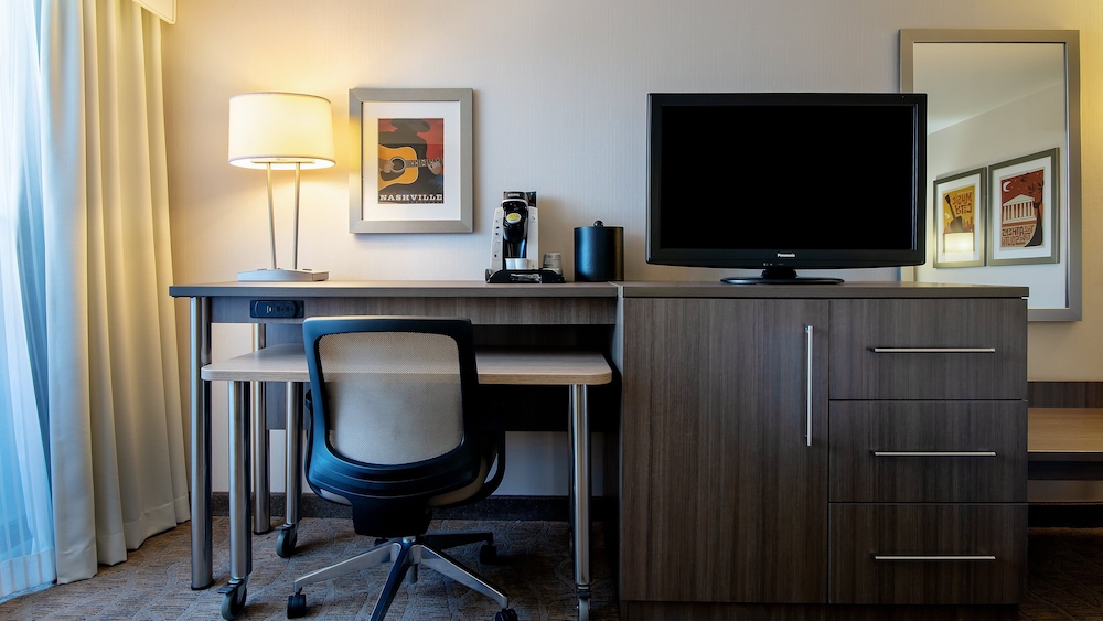 Holiday Inn Nashville Vanderbilt by IHG - photo 6