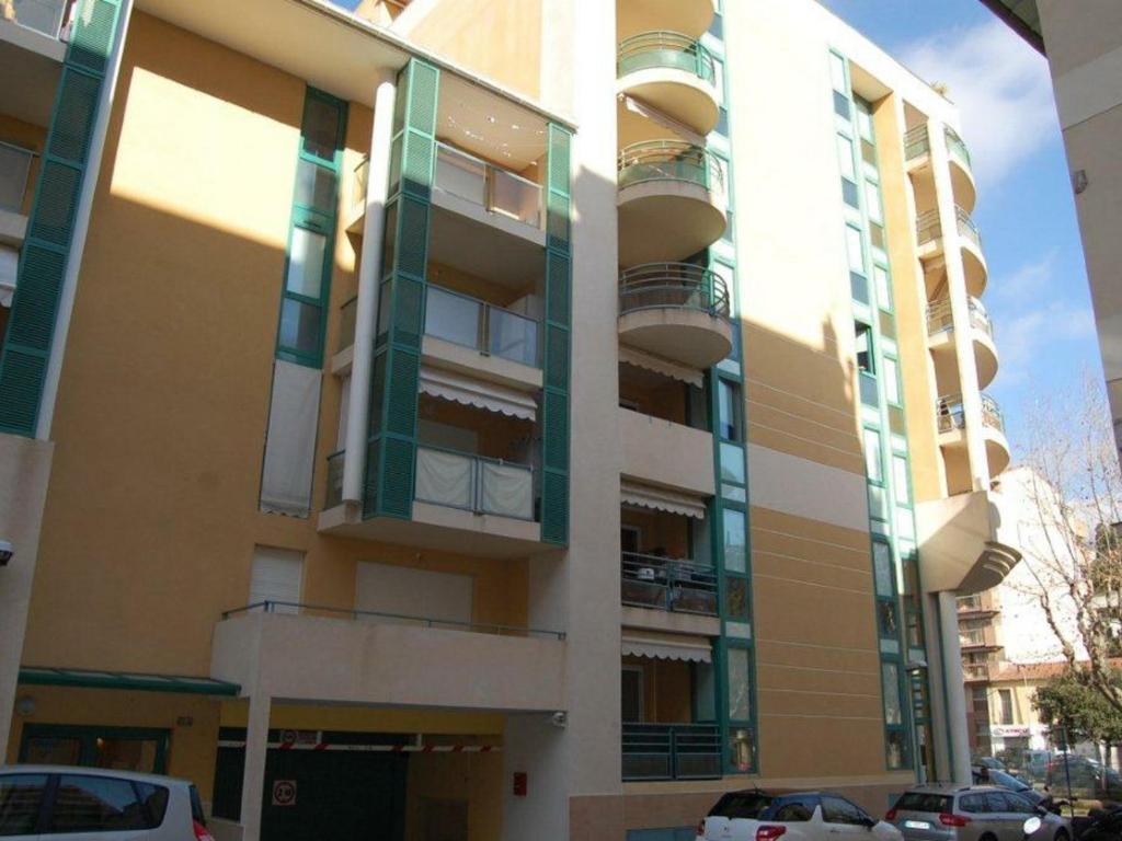 Confort — 4-Star Luxury Hotel in Menton, France