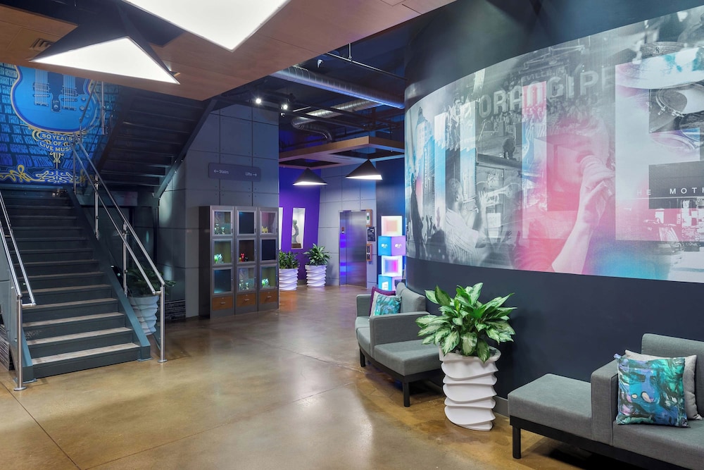 Aloft Asheville Downtown - photo 3