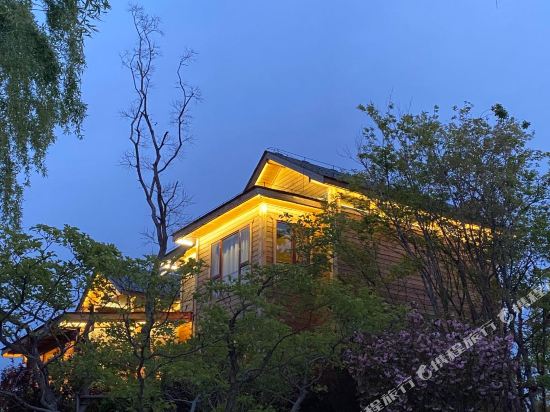 Floral Hotel Taishan Tianyihu Cottage Island Holiday Hotel in Tai'an, People's Republic of China