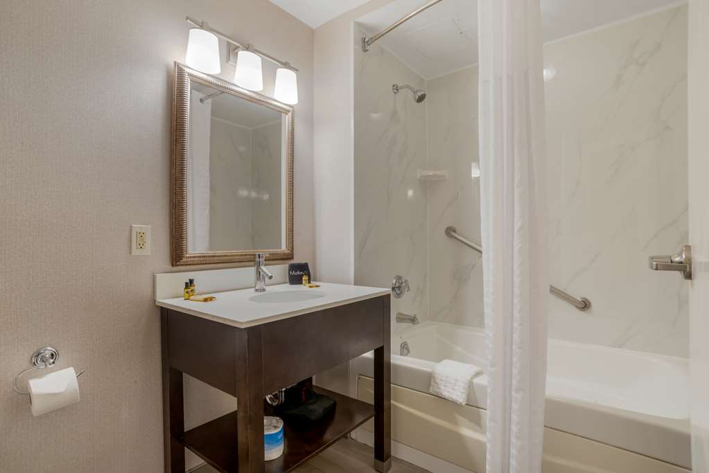 Best Western Plus St. Christopher Hotel - photo 29