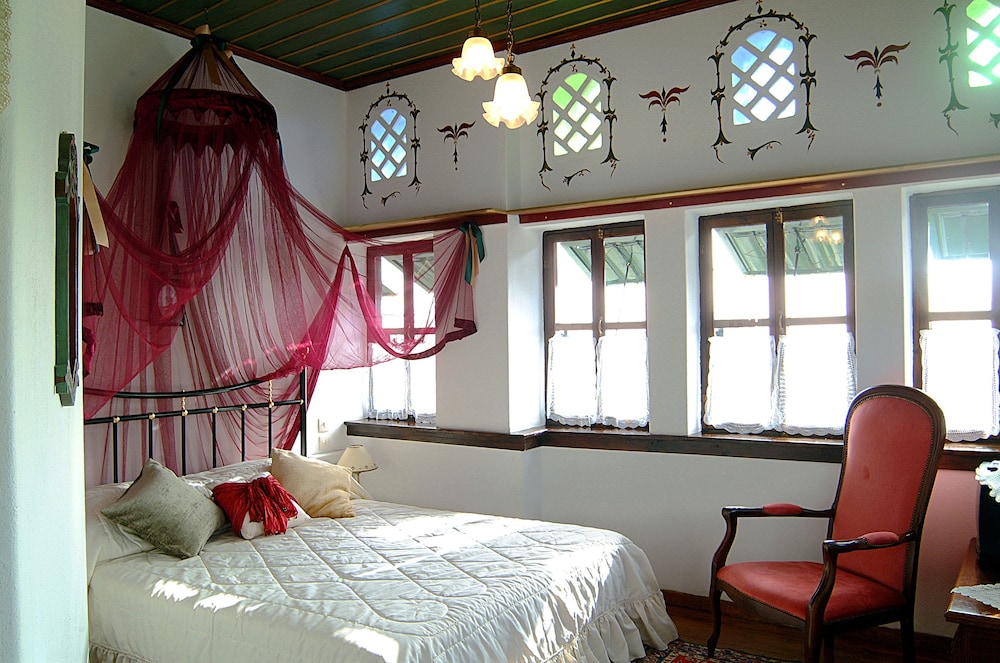 Glorious Peleys Castle Hotel in Portaria, Greece