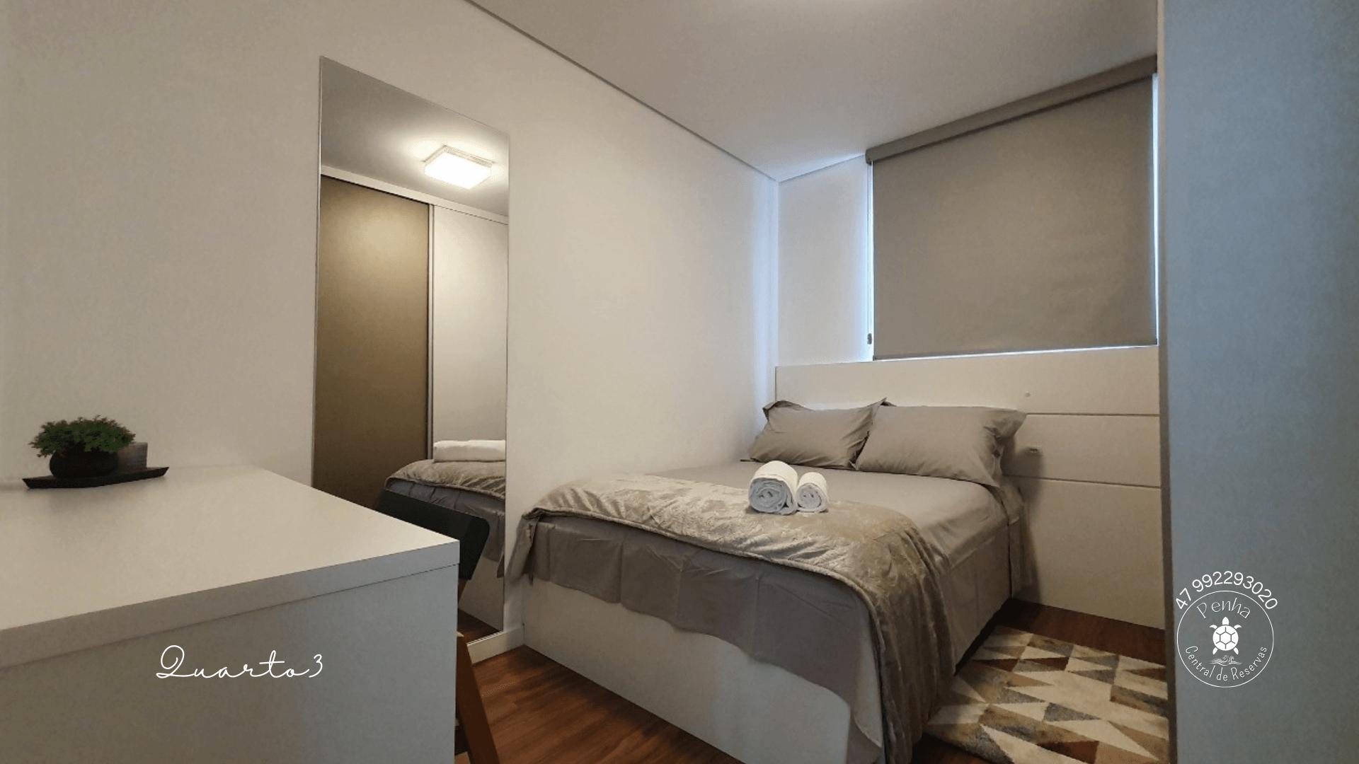 Apartamento Porto Piçarras com piscina a 100 metros da praia Balneário Piçarras SC