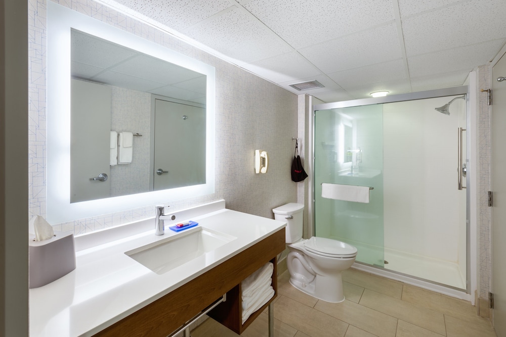 Holiday Inn Express State College at Williamsburg Square by IHG - photo 27