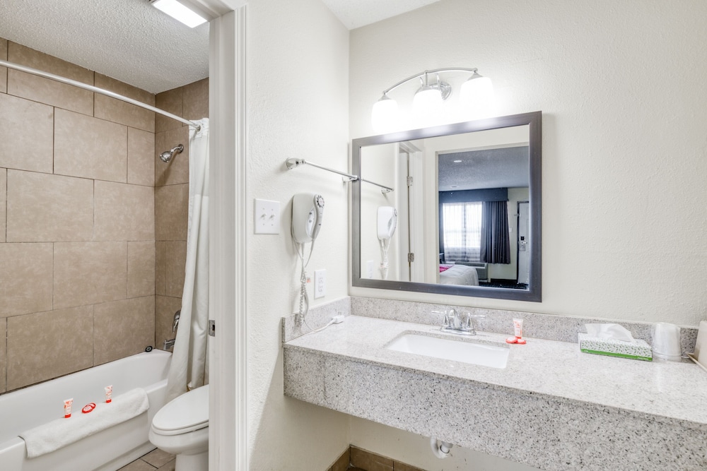 Oyo Hotel Rosenberg Tx I 69 - photo 32
