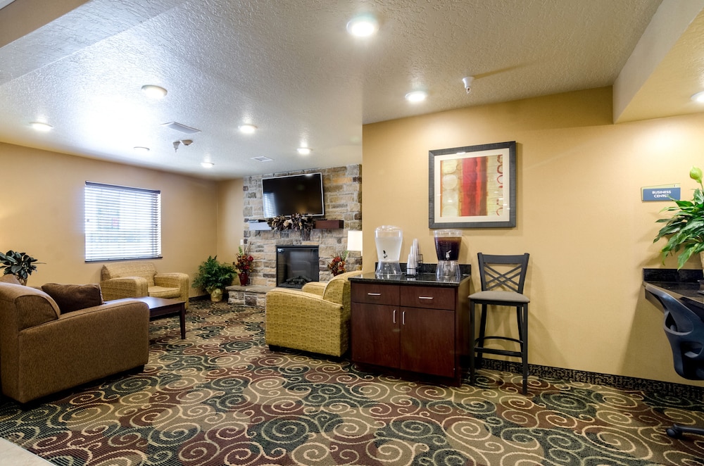 Cobblestone Inn & Suites Cambridge - photo 3