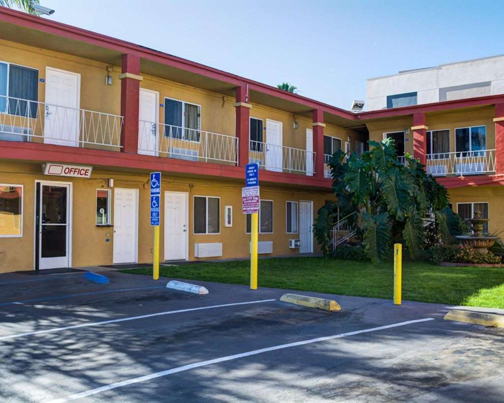 Rodeway Inn near Venice Beach - photo 25