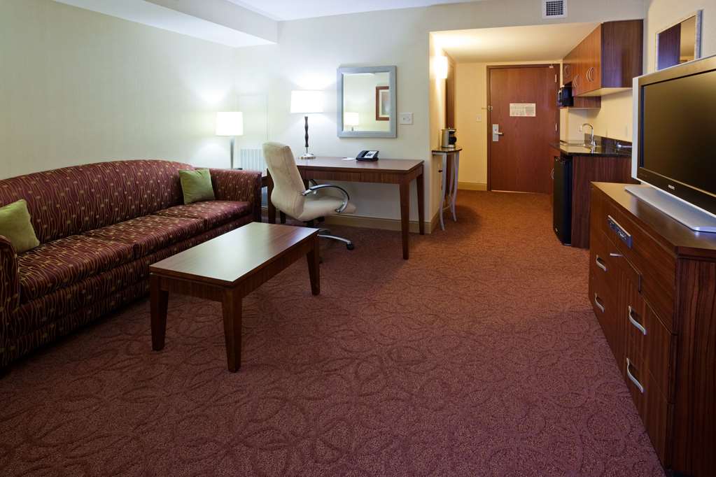 Sonesta Milwaukee West Wauwatosa - photo 11
