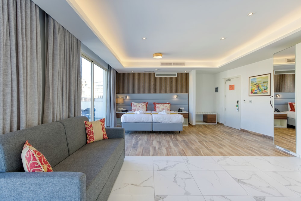 Solana Hotel & Spa in Mellieha, Malta