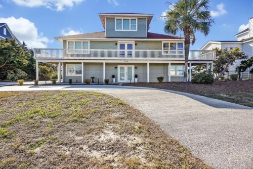 2 Tides in Oak Island, United States