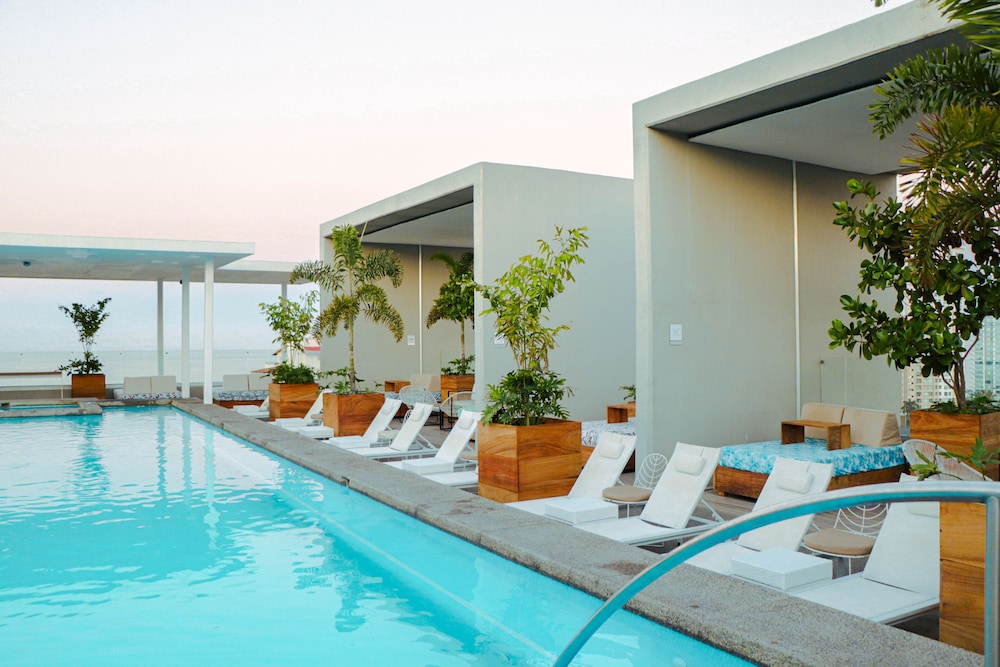 Sundeck