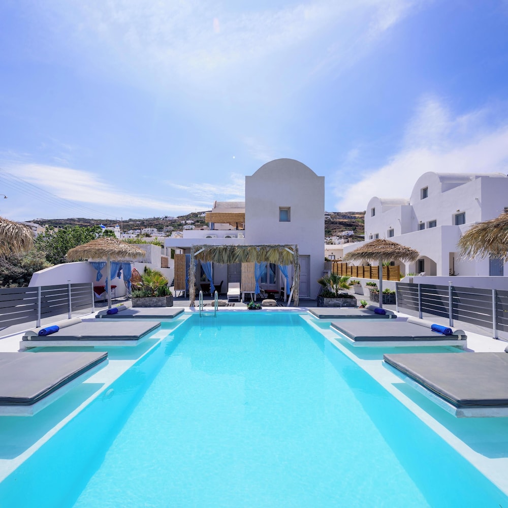 Nalu Suites - last minute hotel in Fira