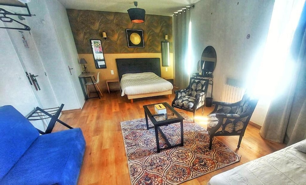 Hotel la Baie Royale in Pontorson, France