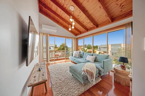 Sandy Bliss Walk to the beach in Torquay, Australia