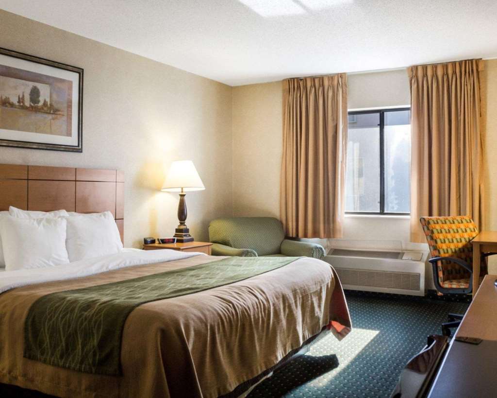 Comfort Inn Jamestown - photo 3