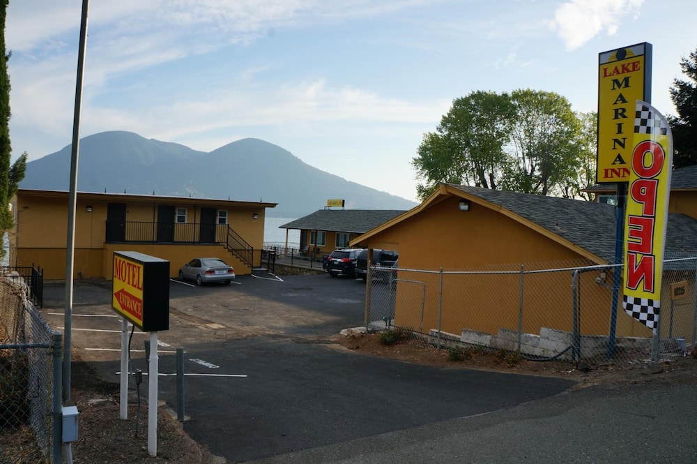 Lake Marina Inn - photo 38