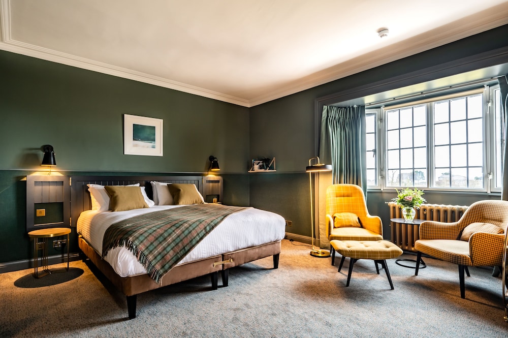 Royal Marine Hotel — hotel in Brora