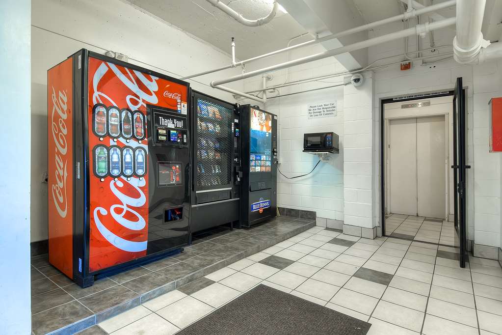 Motel 6 San Diego CA Hotel Circle Mission Valley - photo 27