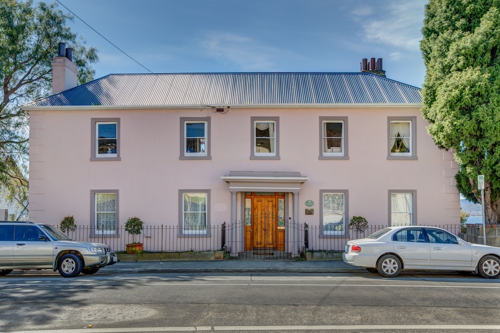 Maison del Mar — 4-Star Luxury Hotel in Hobart, Australia